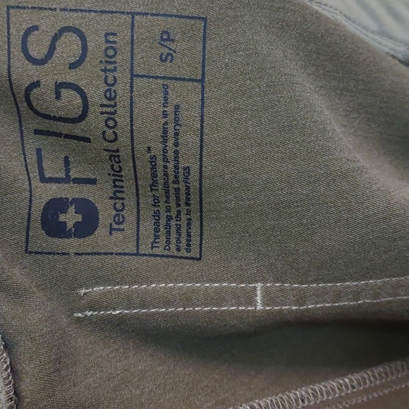 Figs Zamora Jogger - Heather Olive - Picture 3 of 4